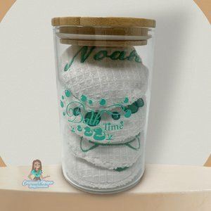 Baby bath time sponge container